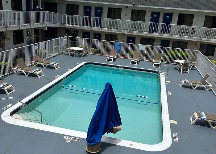 Motel 6-Lakeland, FL