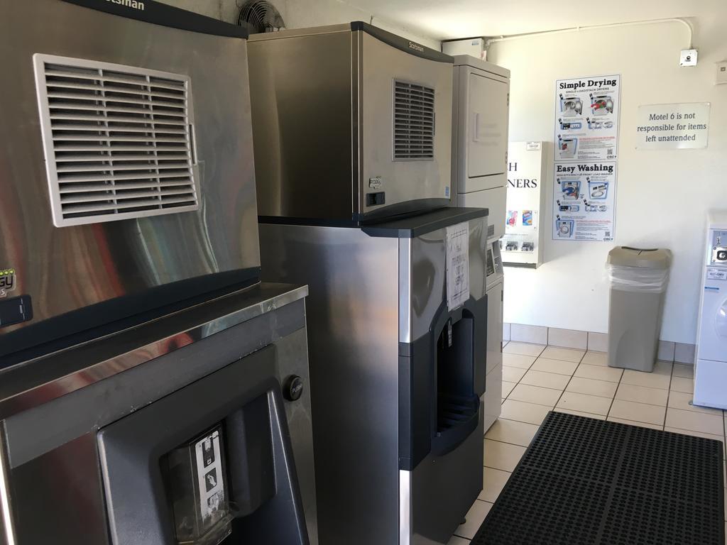 Hotel 6-lakeland, Fl
